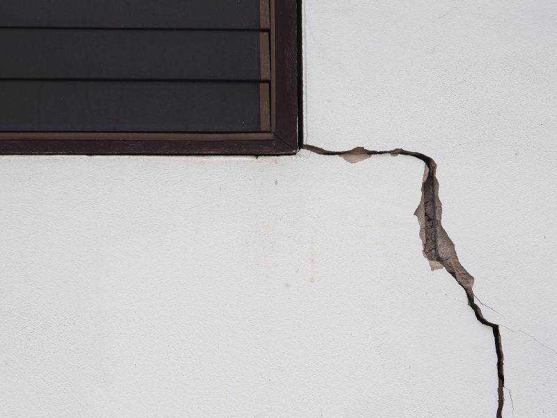 Foundation Crack Repair in Holiday, FL